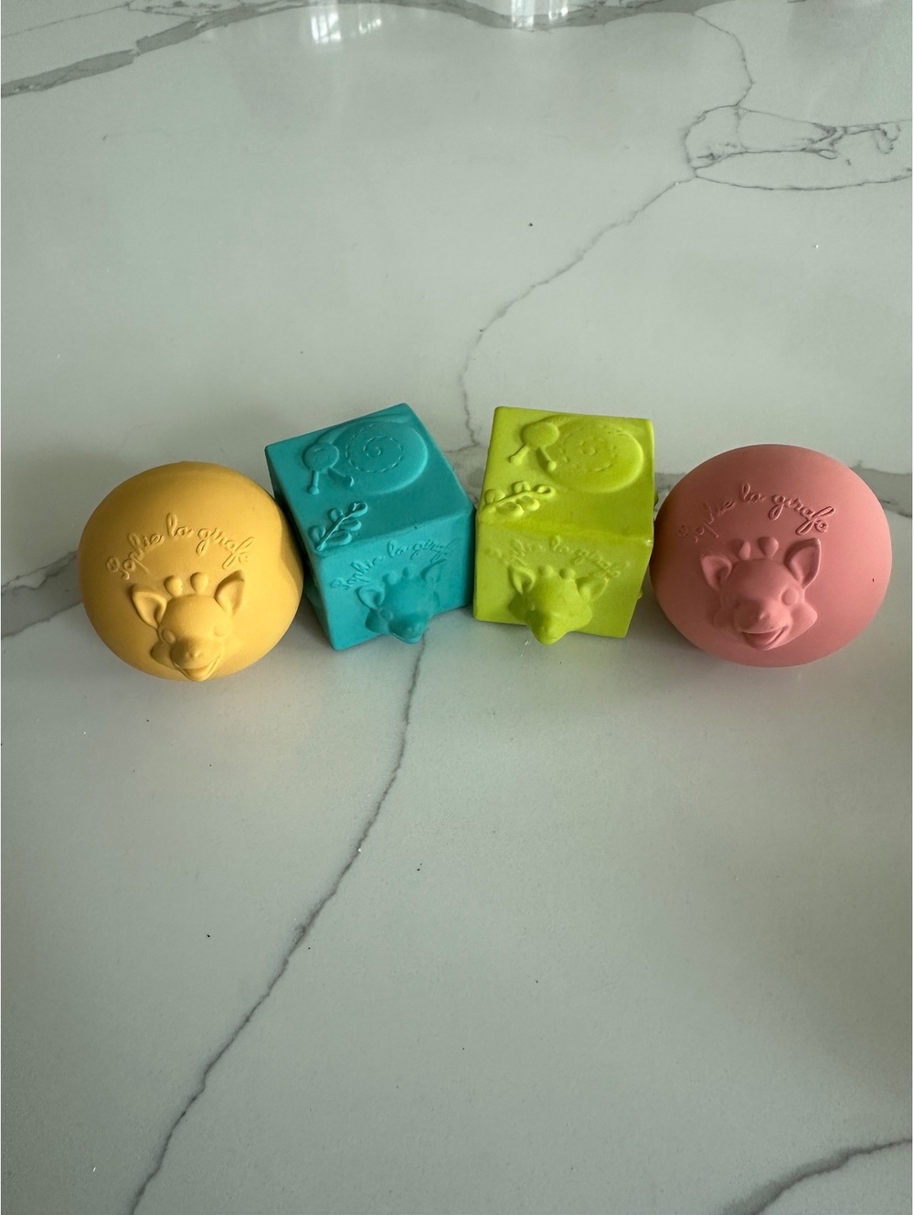 Sophie le giraffe So'Pure Balls & Blocks Set